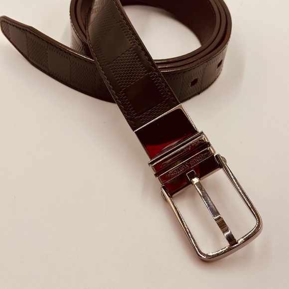 Louis Vuitton Reversible Belt in Damier Cocoa & Bordeaux - Picture 1 of 7